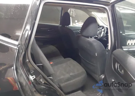 2015 Nissan Rogue S z USA, uszkodzony, nr VIN 5N1AT2ML5FC775084